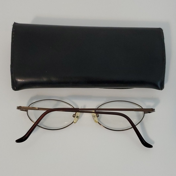 Wire Frame Eyeglasses - Picture 2 of 16